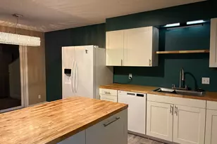 5 Crusader Ave E, West Saint Paul, MN 55118 - Photo 2