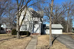 113 2nd St SW, Wadena, MN 56482 - Photo 1