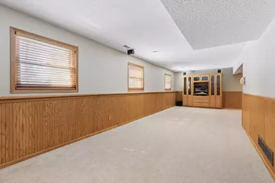 180 Red Oaks Drive, Vadnais Heights, MN 55127 - Photo 42