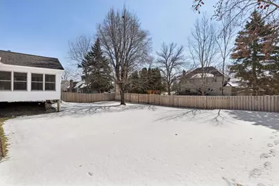 180 Red Oaks Drive, Vadnais Heights, MN 55127 - Photo 58