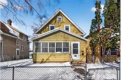 817 Minnehaha Avenue W, Saint Paul, MN 55104 - Photo 1