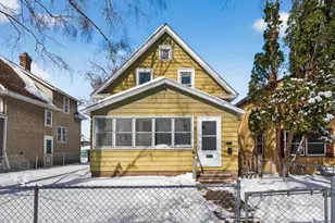 817 Minnehaha Ave W, Saint Paul, MN 55104 - Photo 1