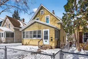 817 Minnehaha Ave W, Saint Paul, MN 55104 - Photo 2