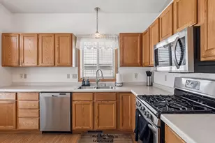 6541 88th Ave N, Brooklyn Park, MN 55445 - Photo 2