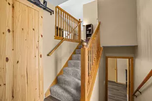 2204 Valley Dr, Northfield, MN 55057 - Photo 2