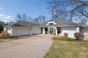 5479 Maple Ridge Ct, Minnetonka, MN 55343 - Photo 1