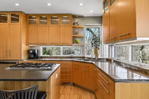 5479 Maple Ridge Ct, Minnetonka, MN 55343 - Photo 14