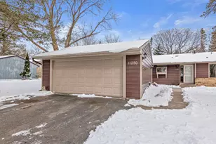 11250 Red Fox Dr, Maple Grove, MN 55369 - Photo 28