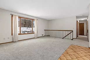 11250 Red Fox Dr, Maple Grove, MN 55369 - Photo 12