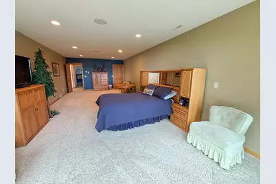 521 E Summit Street, Battle Lake, MN 56515 - Photo 34