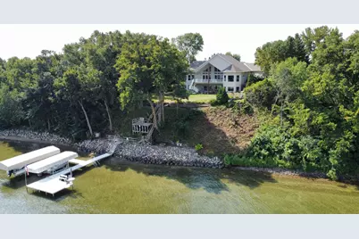 521 E Summit Street, Battle Lake, MN 56515 - Photo 76