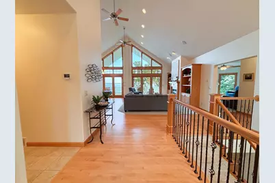 521 E Summit Street, Battle Lake, MN 56515 - Photo 10