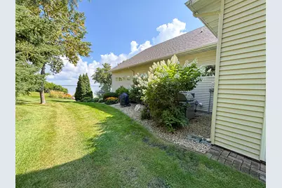 521 E Summit Street, Battle Lake, MN 56515 - Photo 64