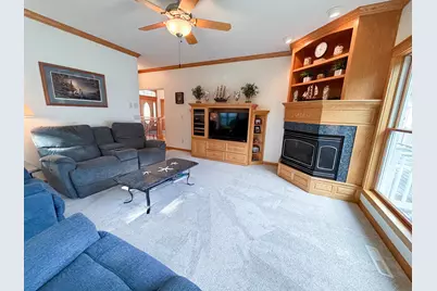 521 E Summit Street, Battle Lake, MN 56515 - Photo 14