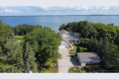 521 E Summit Street, Battle Lake, MN 56515 - Photo 70
