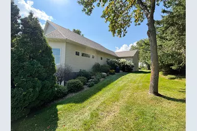 521 E Summit Street, Battle Lake, MN 56515 - Photo 62