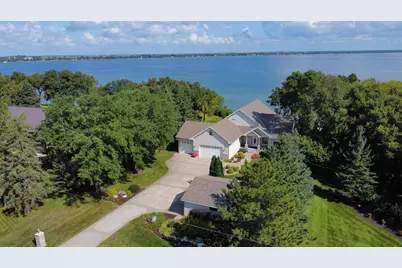 521 E Summit Street, Battle Lake, MN 56515 - Photo 70