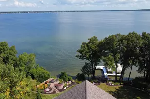 521 E Summit St, Battle Lake, MN 56515 - Photo 74