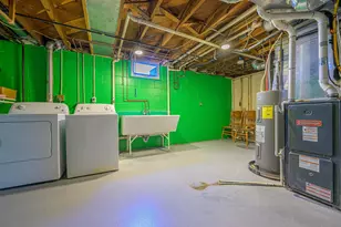 121 6th Ave NE, Hutchinson, MN 55350 - Photo 10