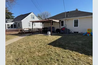 1879 Montreal Avenue, Saint Paul, MN 55116 - Photo 30