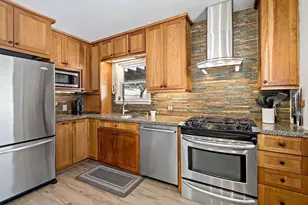 1879 Montreal Ave, Saint Paul, MN 55116 - Photo 10