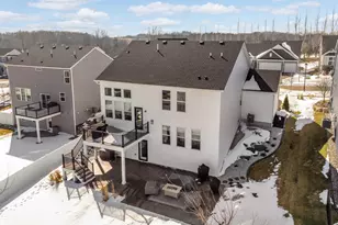 2815 Isabelle Dr, Victoria, MN 55386 - Photo 2