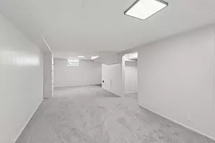 137 W 59th St, Minneapolis, MN 55419 - Photo 20