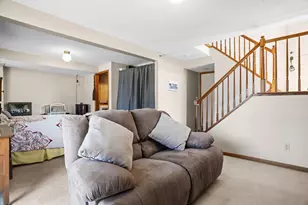 2337 Amberwood Dr, Woodbury, MN 55125 - Photo 18