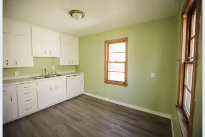 406 W 11th Street, Morris, MN 56267 - Photo 6