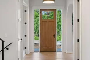 5571 Rolling Hls Pkwy, Victoria, MN 55318 - Photo 2