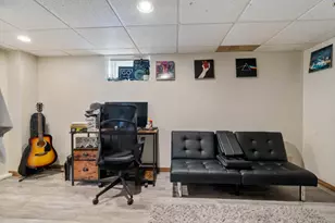 627 N 20th Ave E, Duluth, MN 55812 - Photo 18