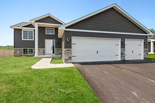 581 Sienna Dr, Watertown, MN 55388 - Photo 2