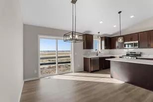 581 Sienna Dr, Watertown, MN 55388 - Photo 10