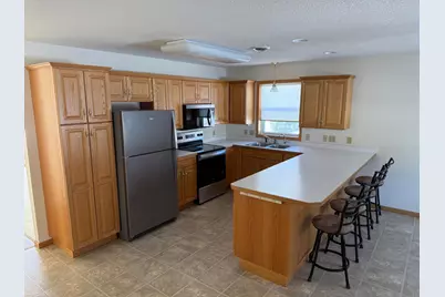 323 4th Street SW, Blooming Prairie, MN 55917 - Photo 4