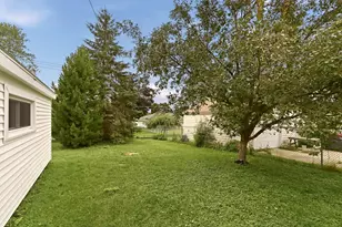 1417 12th Ave NE, Rochester, MN 55906 - Photo 28