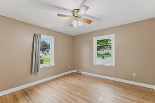 1417 12th Ave NE, Rochester, MN 55906 - Photo 16