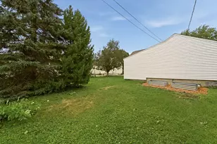 1417 12th Ave NE, Rochester, MN 55906 - Photo 30