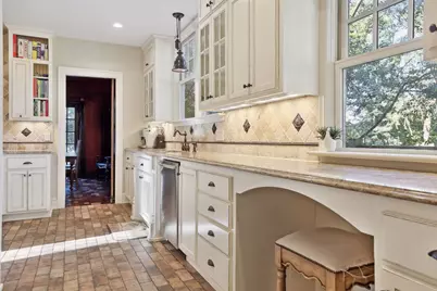 1005 Cedar Lake Road S, Minneapolis, MN 55405 - Photo 16