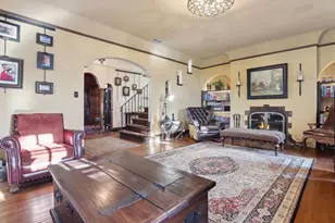 1005 Cedar Lake Rd S, Minneapolis, MN 55405 - Photo 6