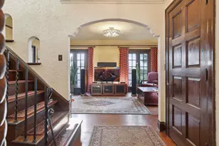 1005 Cedar Lake Rd S, Minneapolis, MN 55405 - Photo 4