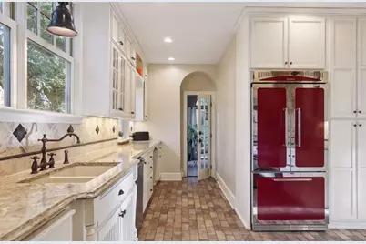 1005 Cedar Lake Road S, Minneapolis, MN 55405 - Photo 16