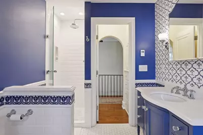 1005 Cedar Lake Road S, Minneapolis, MN 55405 - Photo 26