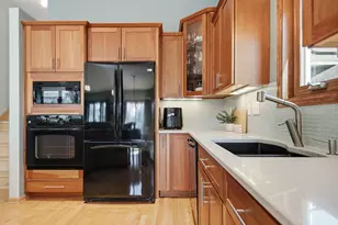 5675 Birch Trail, Shoreview, MN 55126 - Photo 16