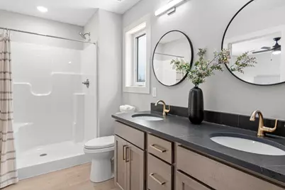 31696 Madison Road, Lindstrom, MN 55045 - Photo 20