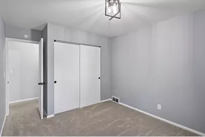 11860 Sunnybrook Road, Eden Prairie, MN 55347 - Photo 16