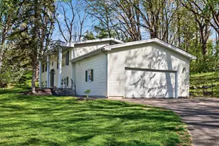 11860 Sunnybrook Rd, Eden Prairie, MN 55347 - Photo 28