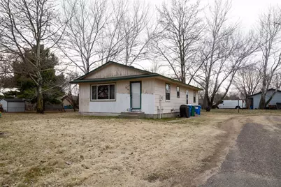 310 18th Avenue SE, Cambridge, MN 55008 - Photo 1