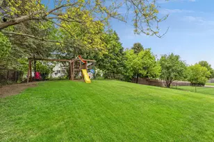 8852 Rainier Dr, Woodbury, MN 55125 - Photo 28
