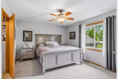 8852 Rainier Drive, Woodbury, MN 55125 - Photo 10