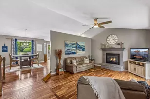 8852 Rainier Dr, Woodbury, MN 55125 - Photo 4